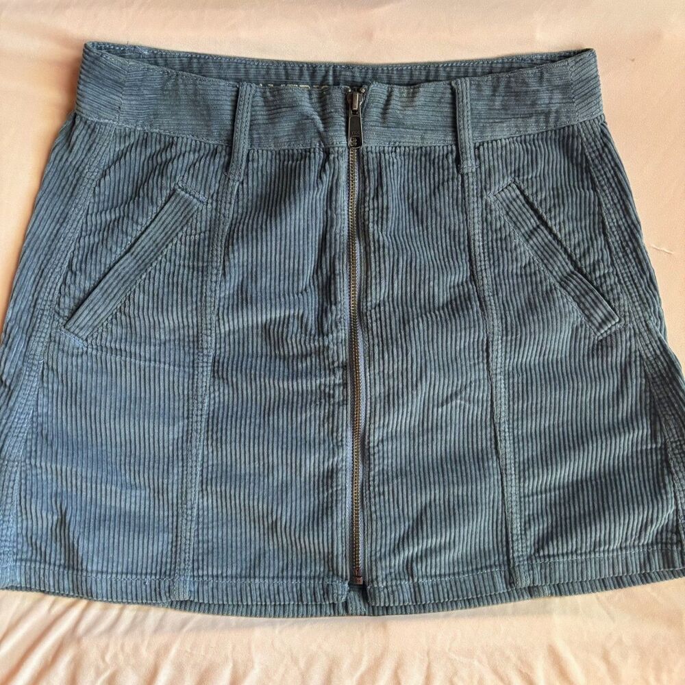 American Eagle Blue Corduroy Front Zip Mini Skirt Women's Size 4 - Picture 2 of 5